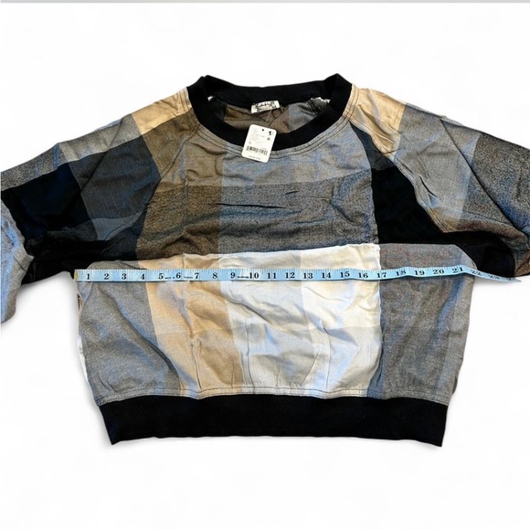 NWT Free People Intimately Sugar Cookie Flannel Sweatshirt, Women’s Size Large - Picture 4 of 5